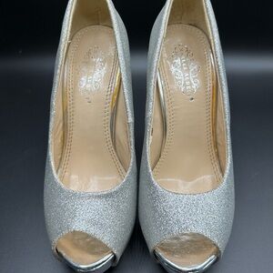 Vince Camuto Peep Toe Silver Glittery Platform Heels Sz 6